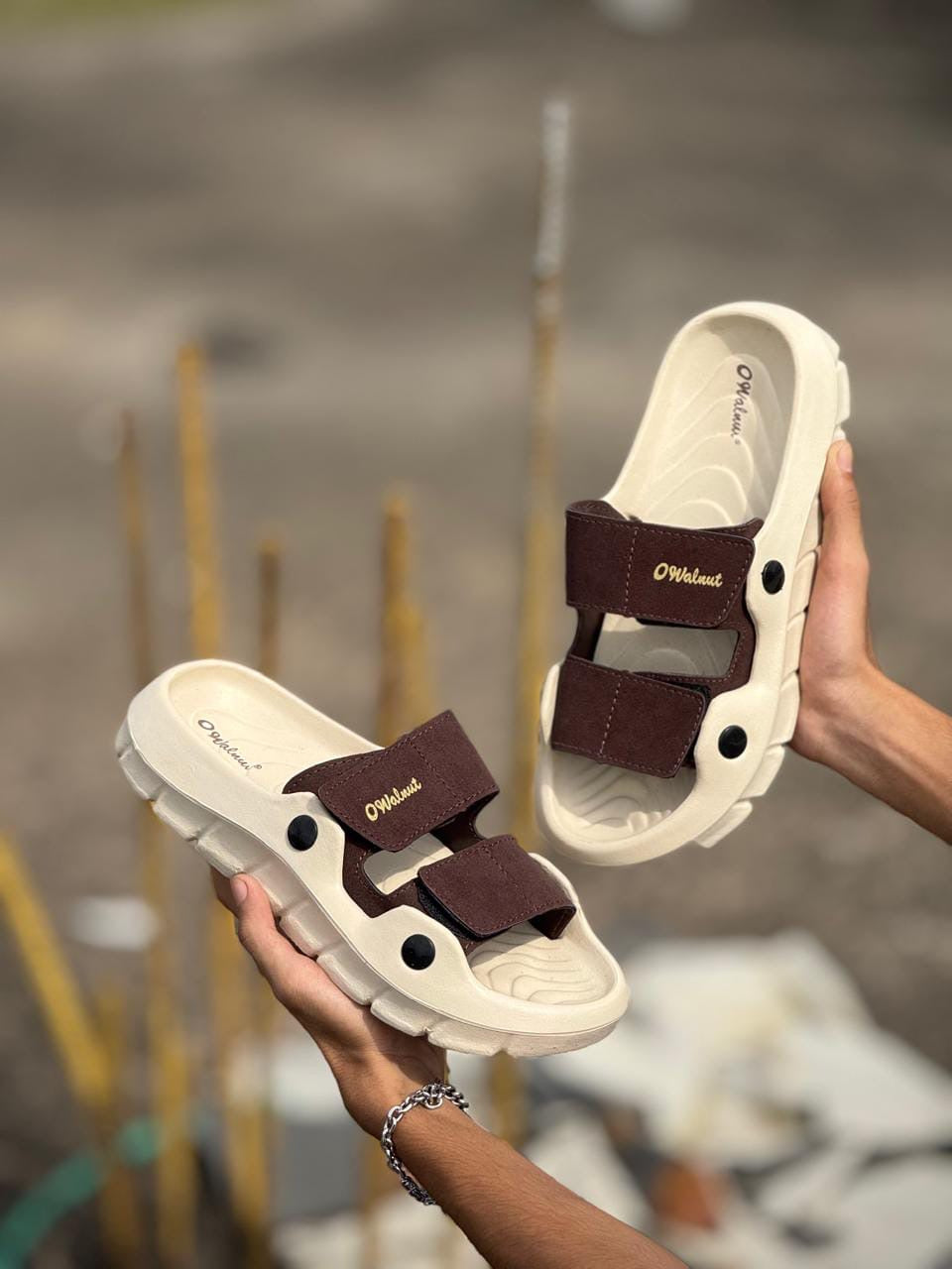 TRENDING SANDALS